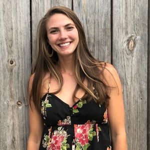 Meet your Posher, Ada